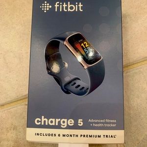 Fitbit Charge 5